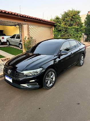 VOLKSWAGEN JETTA 1.4 250 TSI TOTAL FLEX R-LINE TIPTRONIC VOLKSWAGEN JETTA 1.4 250 TSI TOTAL FLEX R-LINE TIPTRONIC
